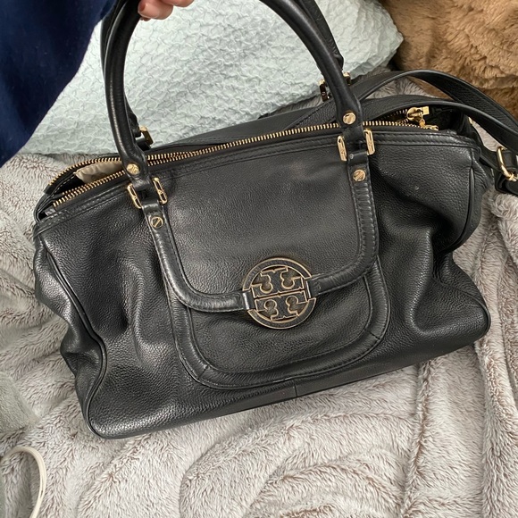 Tory Burch bag worn for a year - Picture 3 of 7